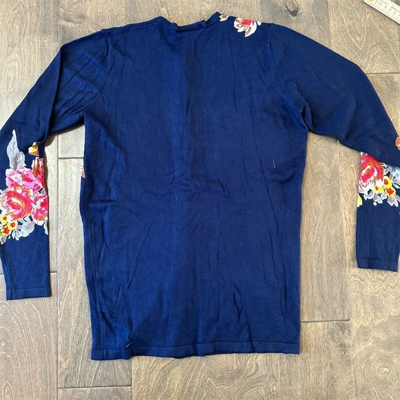 Quacker Factory Women's 2XS Blue Floral Embellished Cardigan Sweater - Picture 7 of 7